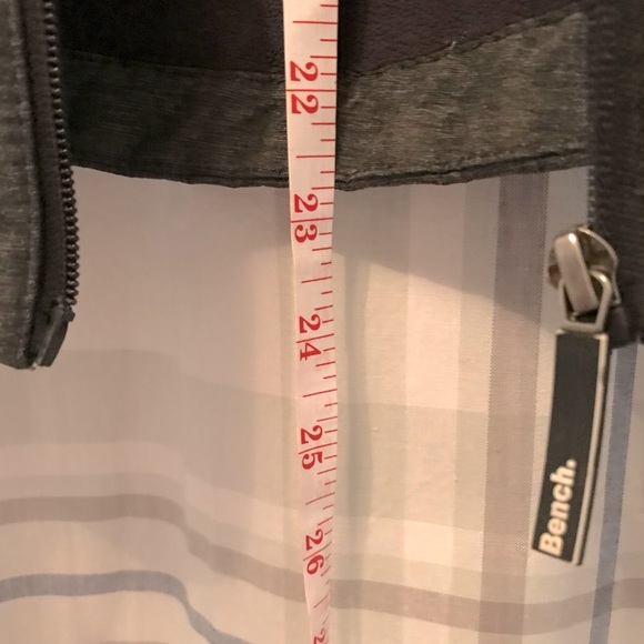 BENCH Jacket with Versatile Neckline and a Fitted/Tailored Mid Section - Picture 14 of 14